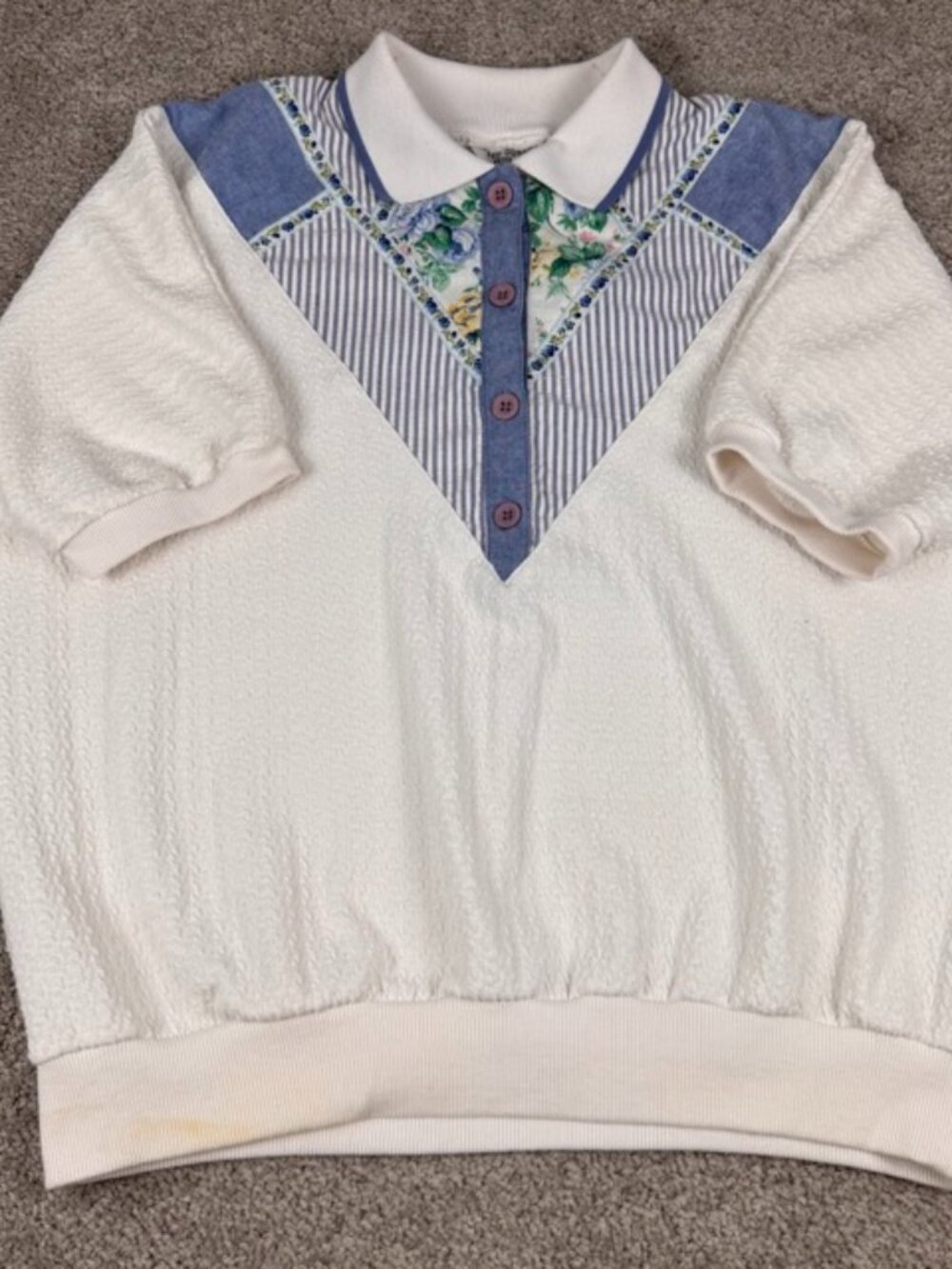 Alfred Dunner Petite L Vintage Off-White Floral Embroidered Short Sleeve Shirt